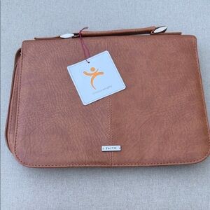 Christian Art Gifts XL Bible Cover with zipper NEW